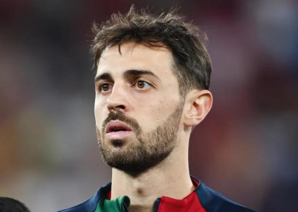 曼城再战联赛杯决赛，B席忆往昔展决心