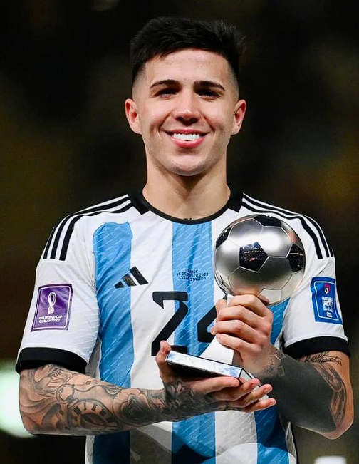 恩佐言论引争议,米克尔炮轰“无领袖风范”