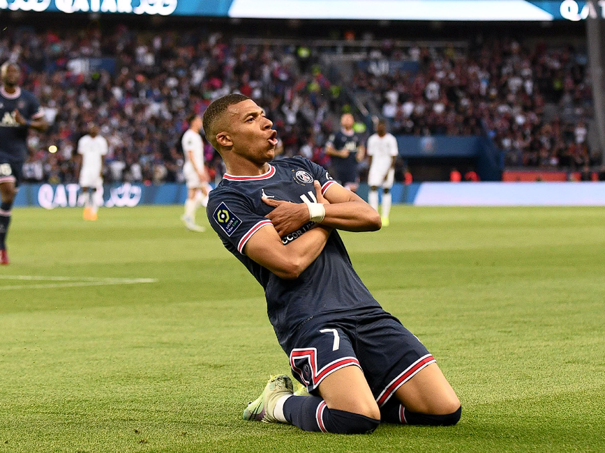 皇马困境非姆巴佩之过,阵容短板成主因